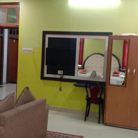 Jaya Palace Hotel By Wb Inn Dhaulpur Luaran gambar