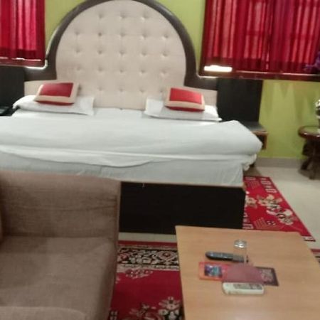 Jaya Palace Hotel By Wb Inn Dhaulpur Luaran gambar
