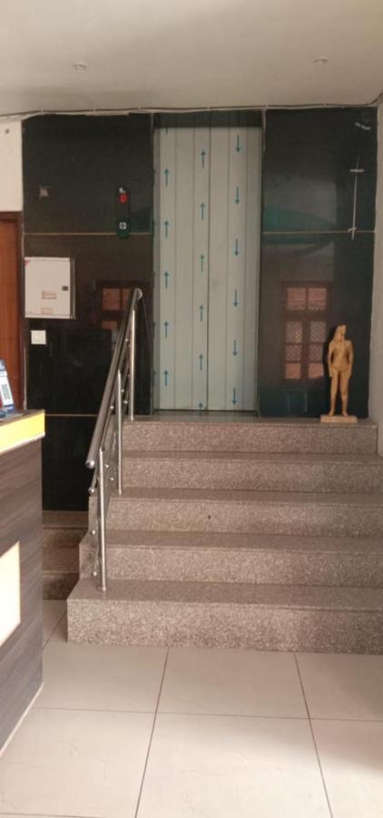 Jaya Palace Hotel By Wb Inn Dhaulpur Luaran gambar